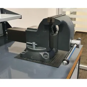 тиски чугунные поворотные с наковальней l 150